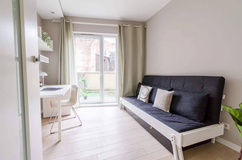 Jak zadbać o bezpieczeństwo wynajmu mieszkania?